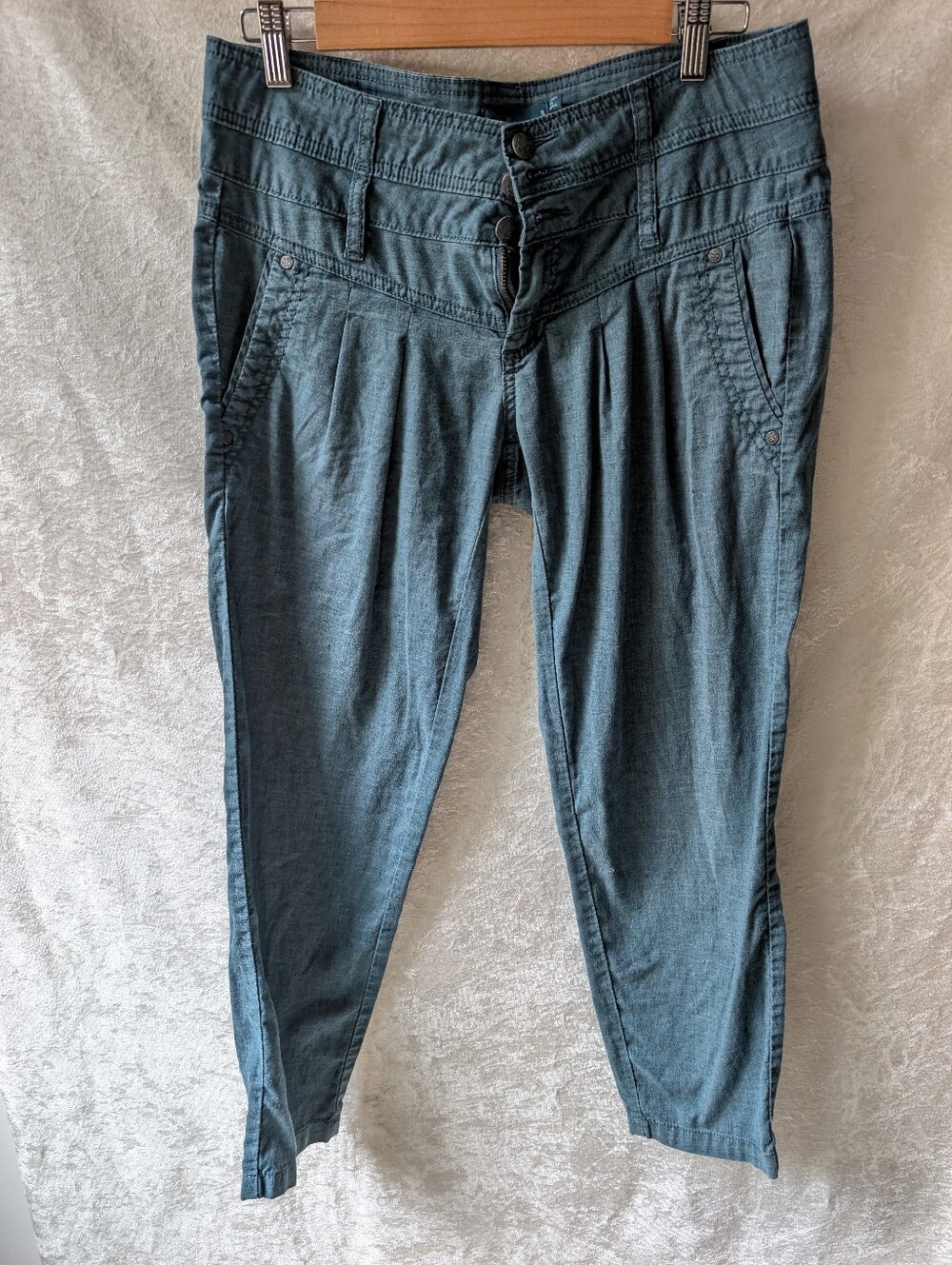 Prana 8 Cotton Blue Capri Vtg Tri Button
